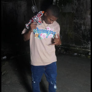 Hentai (feat. YOW SAMI, Raphinha, Rebelde, Waribi, El BB Americano, JD PTY, La Formula & Franquicia) (La Formula & Franquicia Remix)