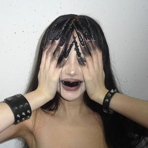 #1HOE (feat. ItsOnlyA3) (Explicit)