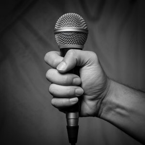 Un dia Cualquiera (Instrumental Version)