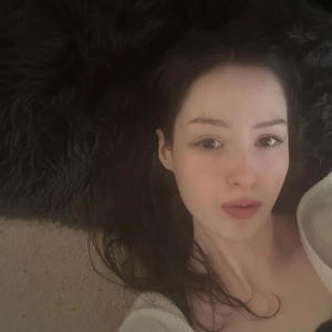 who am I? (Explicit)