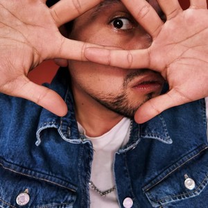 Laberinto (feat. Angeluz, Caminante, Dj Phat & Frank Gnosis|Explicit)