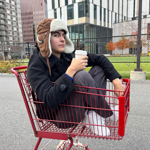 Me haces falta aquí