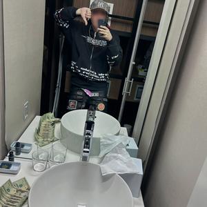 sickflow (feat. fadedpres) (Explicit)