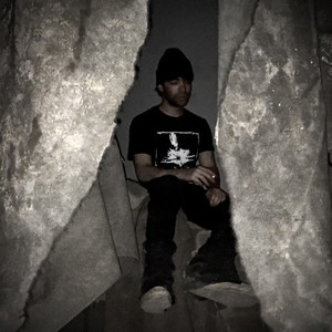 Akharin Nafas (Explicit)