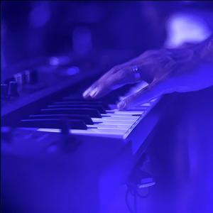 那条路 那棵树 (伴奏)