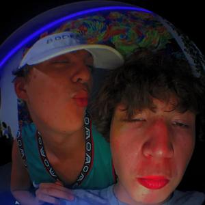 Outsourcing (feat. Dxppxr) (Explicit)