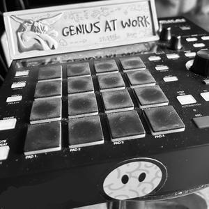 Genius at work (feat. Mighty33)