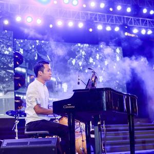 Những Mùa Yêu Thương