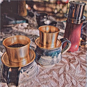 Em Là Người Việt Nam