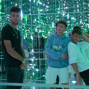 4 Pierścienie (Explicit)