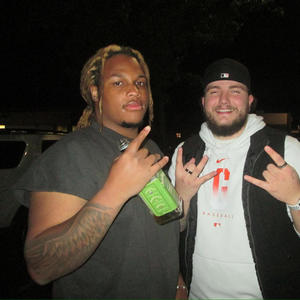 Shake n' Bake! (feat. Talinwya) (Explicit)