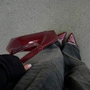 Fly Sexy Gorgeous (feat. Yvng Ev) (Explicit)