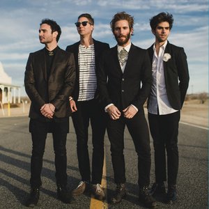 Smallpools - A Real Hero
