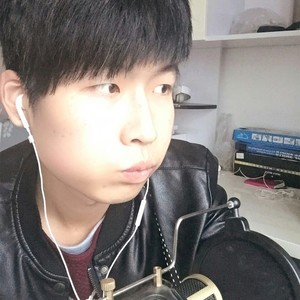 樱花树下的重逢