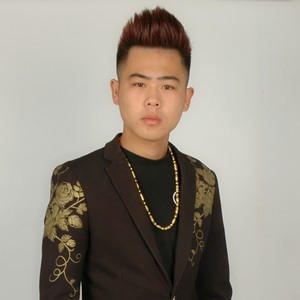 冷风袭起暴风雨