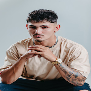 DOIS REAIS OU UM PRESENTE MISTERIOSO (Explicit)
