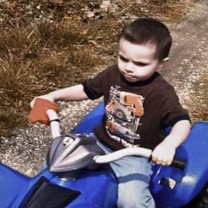 TIME MOVES SLOWLY (feat. 5PIDER) (Explicit)