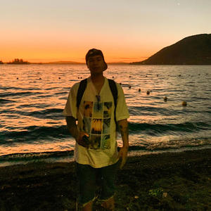 CRISTALES ROTOS (feat. Hateutomi) (Explicit)