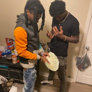 Silenke (feat. Queezyy) (Explicit)