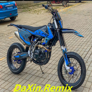 我们叫大哥不叫老大 老大已经过时了