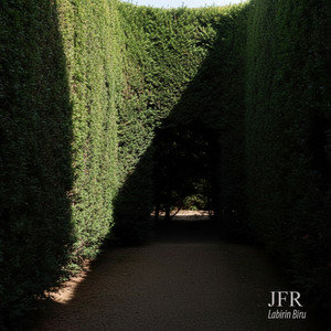 Labirin Biru (Acoustic)