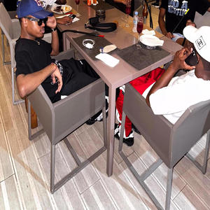 Designer On Me (feat. Cbg Oficial & Johnny Berry) (Explicit)