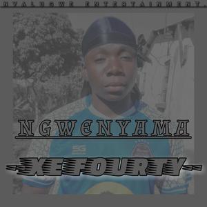 Play Simple (feat. RAYZIE)