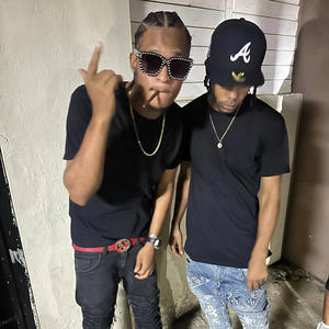 Malo Malo (feat. Miñi Rap & Minayapunto5) (E)