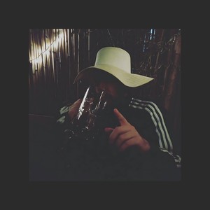 Un Trago Frío (Explicit)