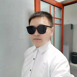 你就是我这一辈子让我动了心入了心的人