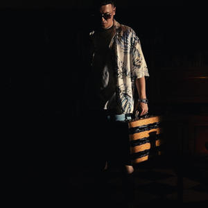 Bon voyage (feat. M.G.L.) (Explicit)