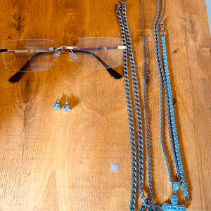 We all want it (Officially audio) (Explicit)