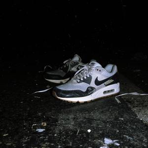 Selbe Schuhe