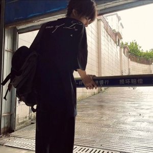 路过人间-拽小鸭