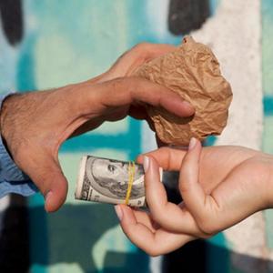 Serving Everyone(feat. Barty McFly & Santiago) (Explicit)