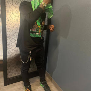 Only right (feat. Apfrm216 & BrownStreetbaby) (Explicit)