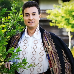 Din Copilul De La Tara