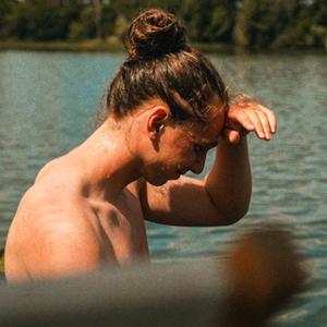 Niezniszczalny (feat. LEENY) (Explicit)