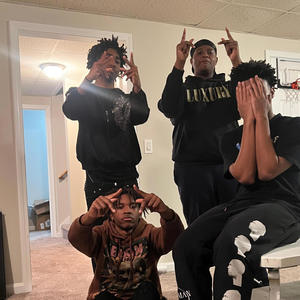 Love (feat. Trae5ive) (Explicit)