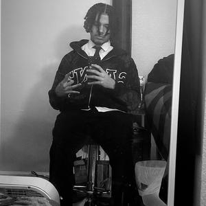 2 Easy (feat. Tr3TakeFlight) (Explicit)