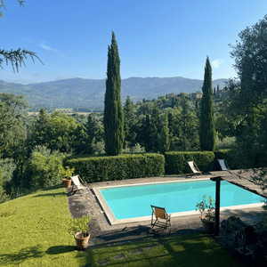 Niks Is Wat Het Lijkt (Explicit)