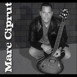 Voices Inside(Everything Is Everything)