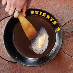 Es Iesēju Kanapīt’