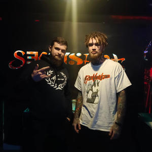 przestrzenie odurzeniem wypełniam (feat. SMAKSON)
