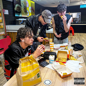 COMPAGNI DI MERENDE (Explicit)