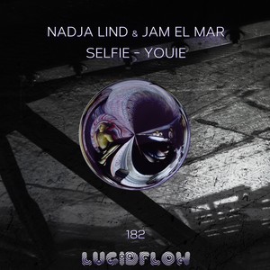 Youie(Jam El Mar's Selfie Style)