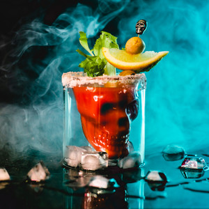 На танцах (Explicit)