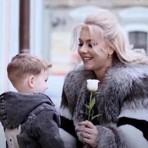 Eu sunt mama de baiat