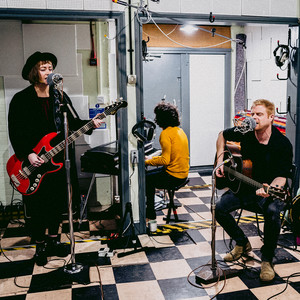 No Trouble (Live at Toe Rag Studios)
