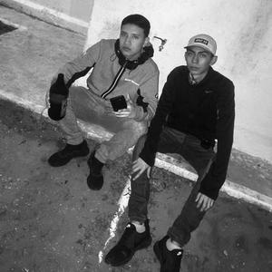 Loco Buscandote(feat. Yei T.R.K.)